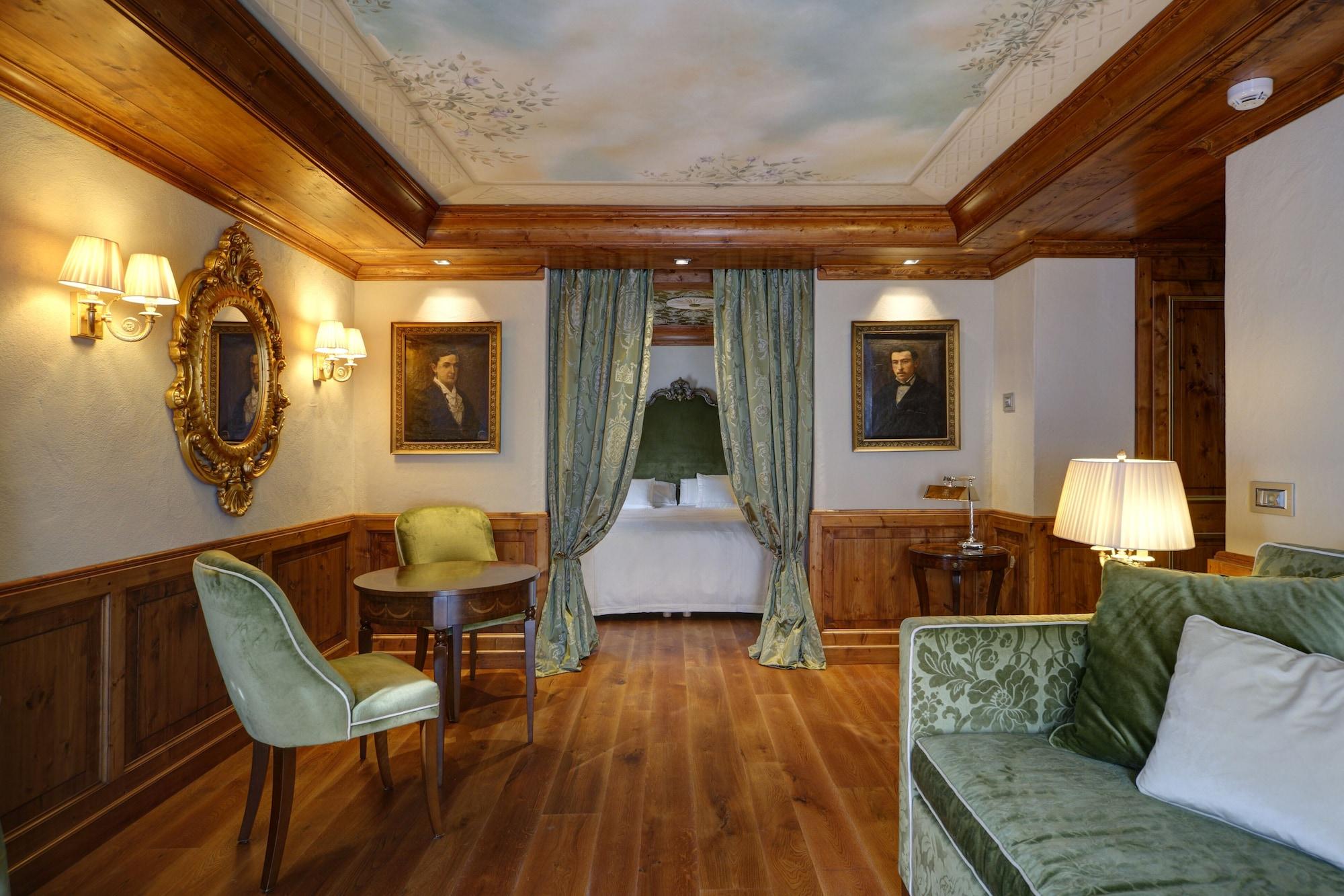 Hotel Miramonti กอนเญ ภายนอก รูปภาพ