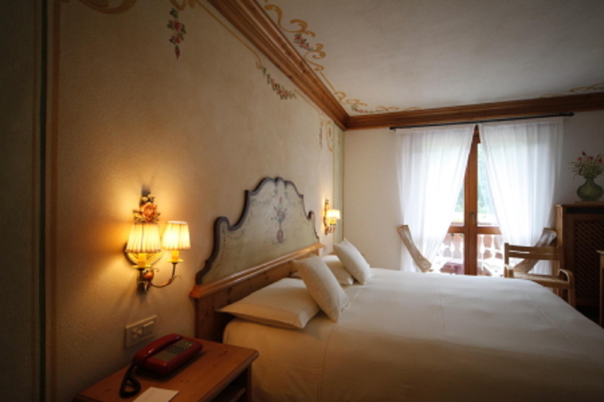 Hotel Miramonti กอนเญ ภายนอก รูปภาพ