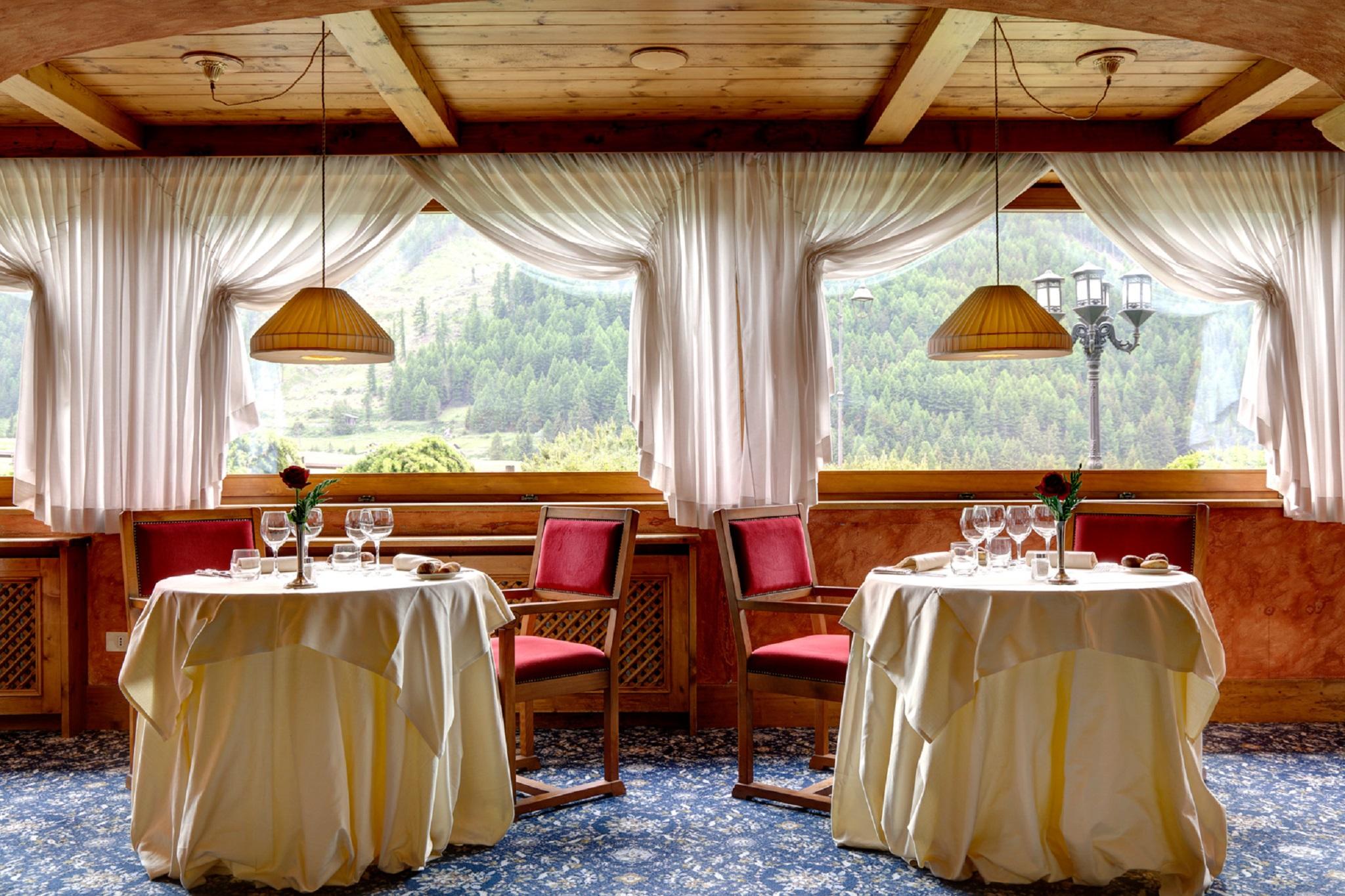 Hotel Miramonti กอนเญ ภายนอก รูปภาพ